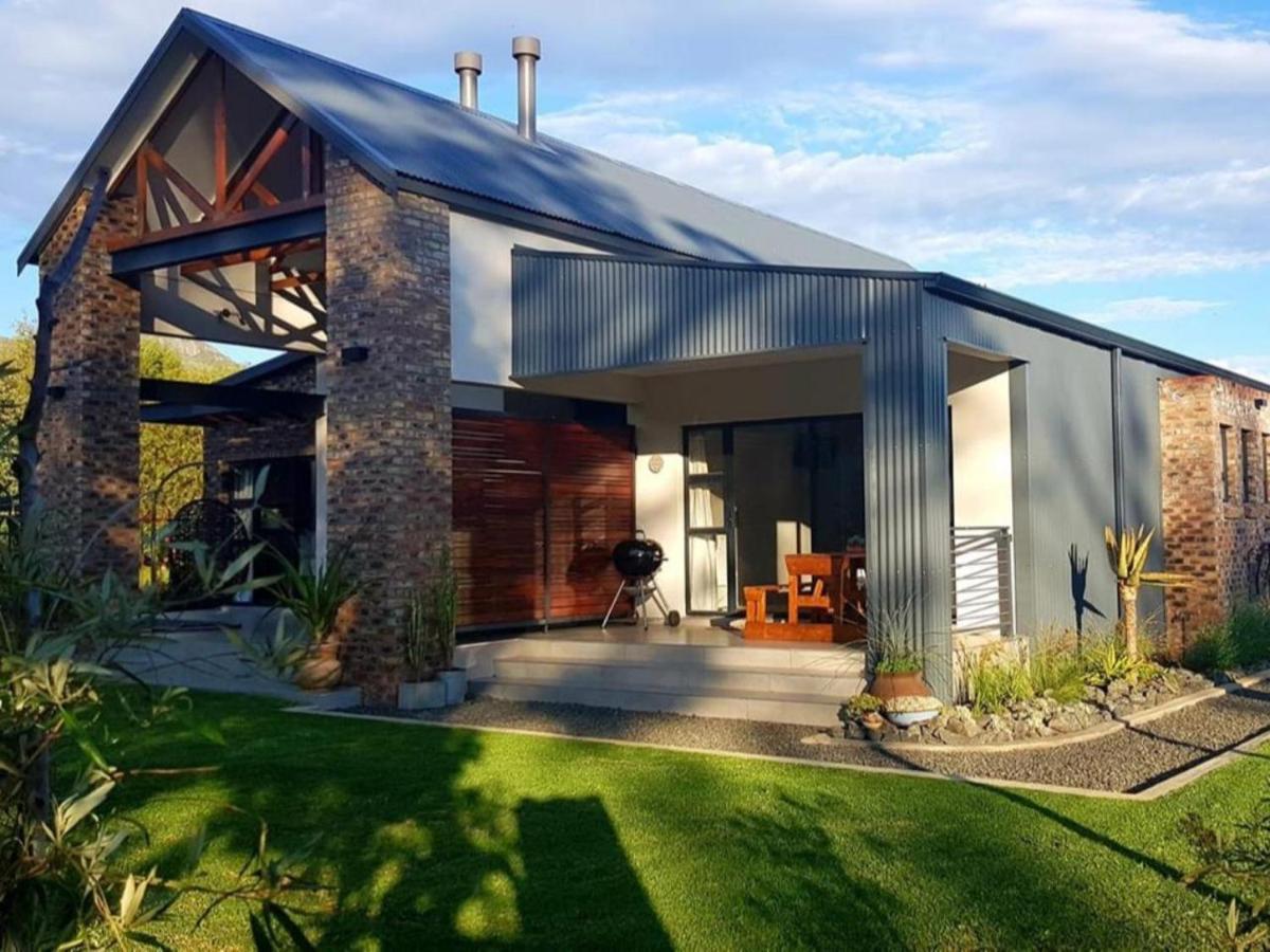 The Stoke House Apartment Clarens Exterior foto