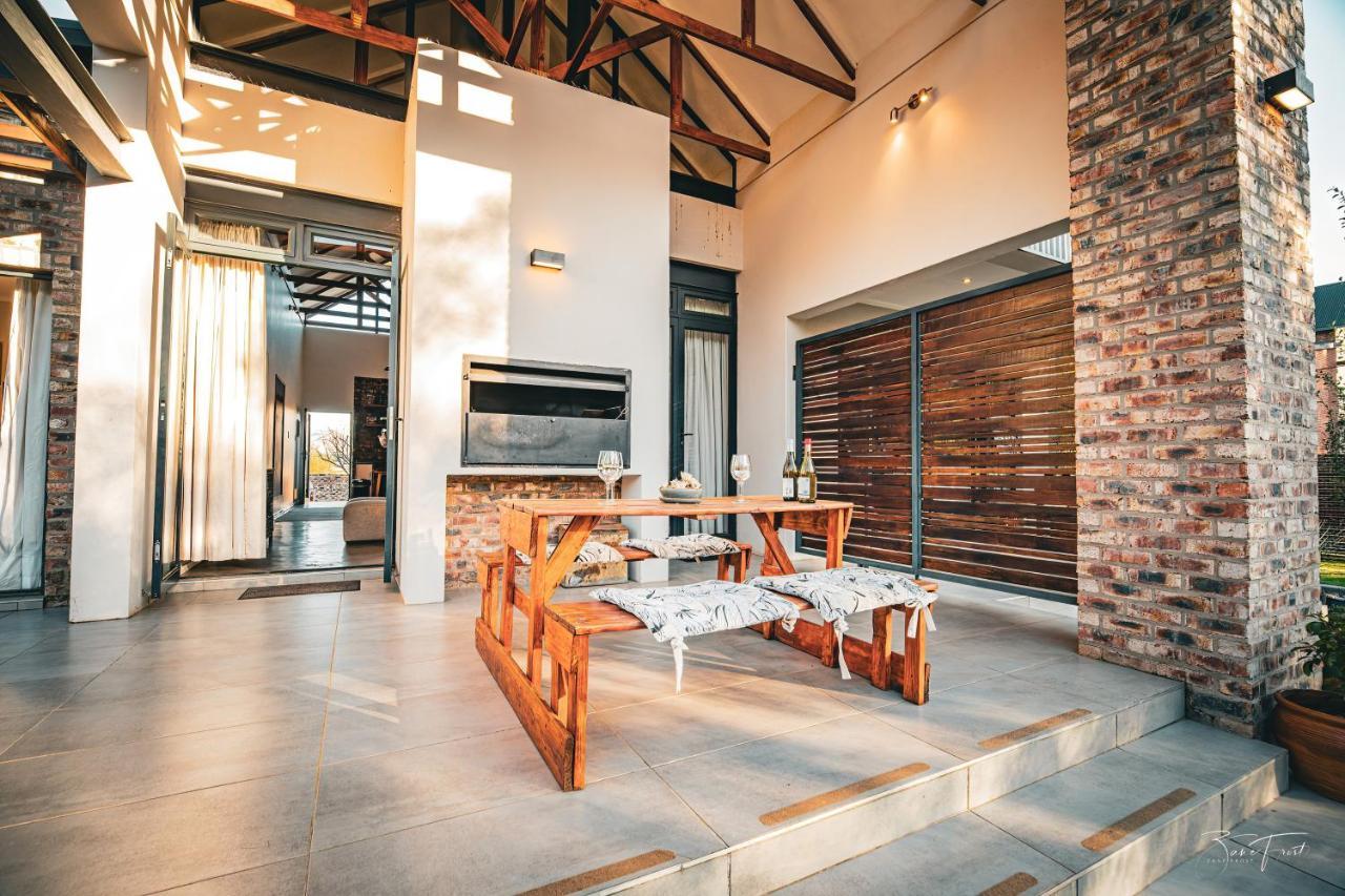 The Stoke House Apartment Clarens Exterior foto